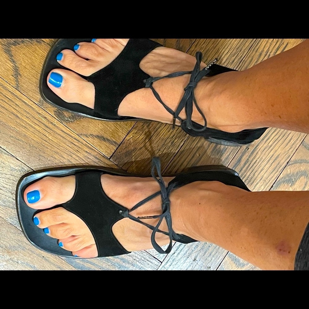 *MINT**Henry Cuir sandals - black leather and suede. Made in Italy. Size 36.5.